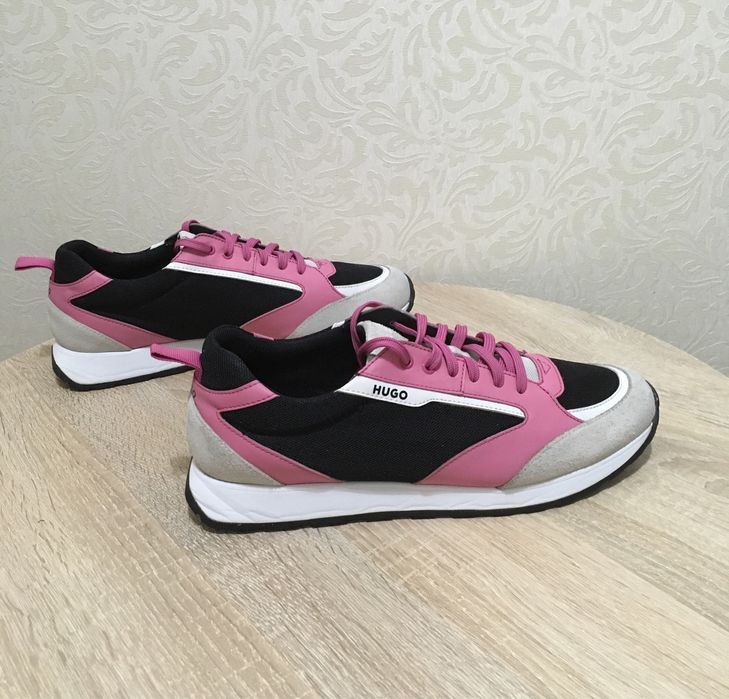 Кросівки Hugo жіночі