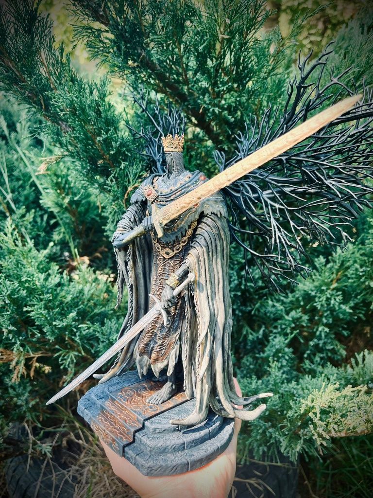 Figurka Pontiff Sulyvahn Dark Souls 3