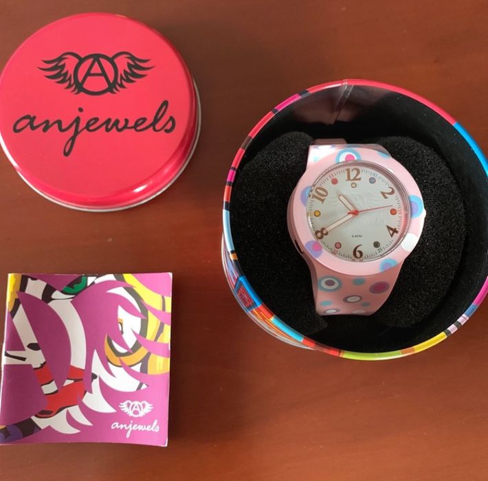 Relógio nunca usado da marca Anjewels