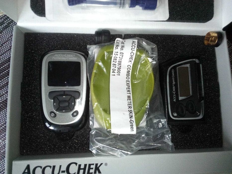 pompa insulinowa ACCU-CHEK Spirit Combo z akcesoriami