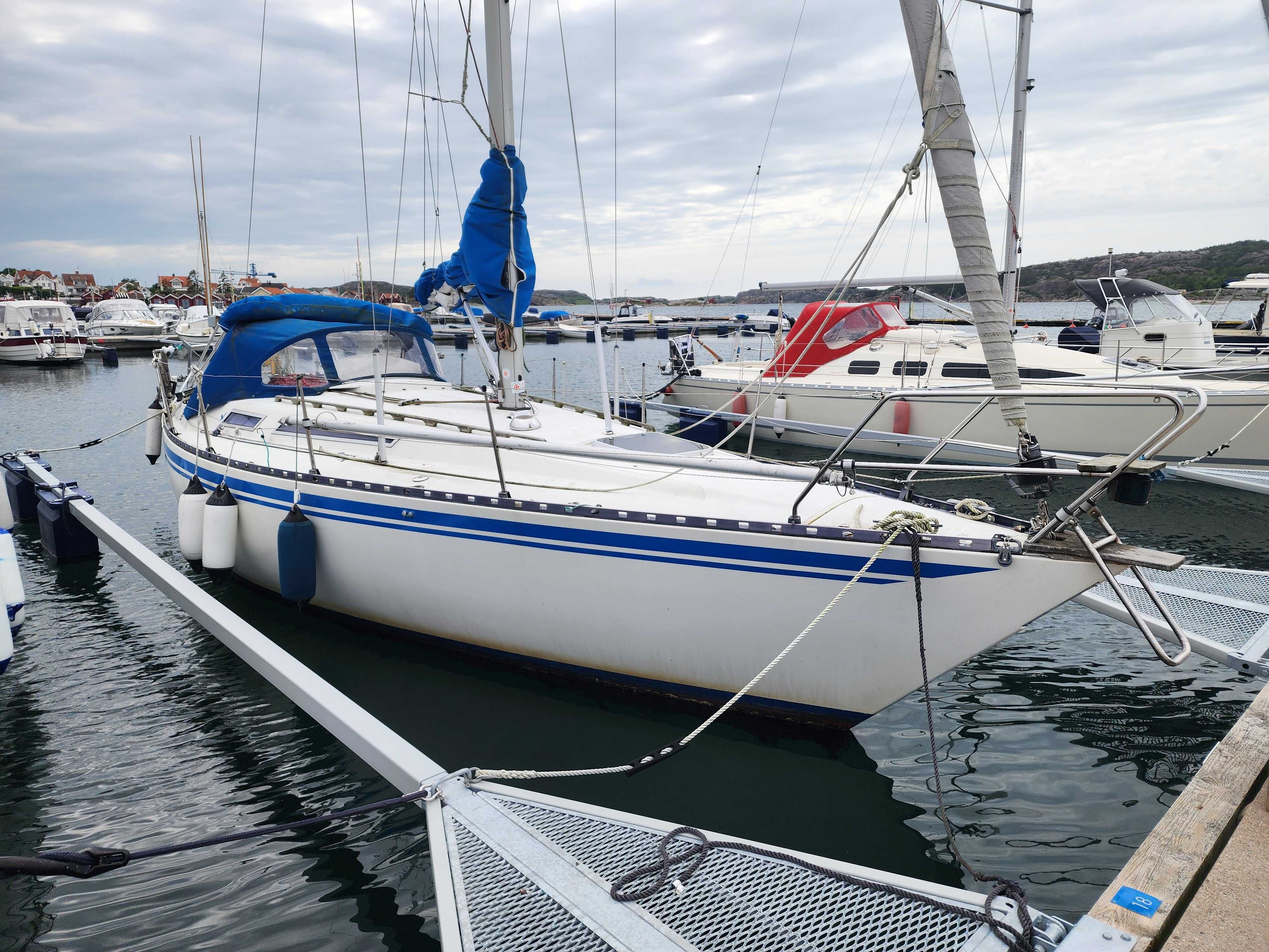 Jacht żaglowy Mamba 31
