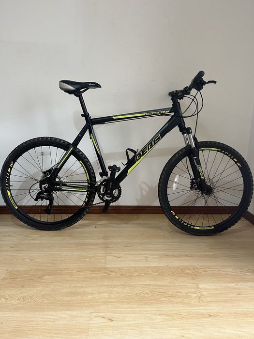Bicicleta Berg Aro 26