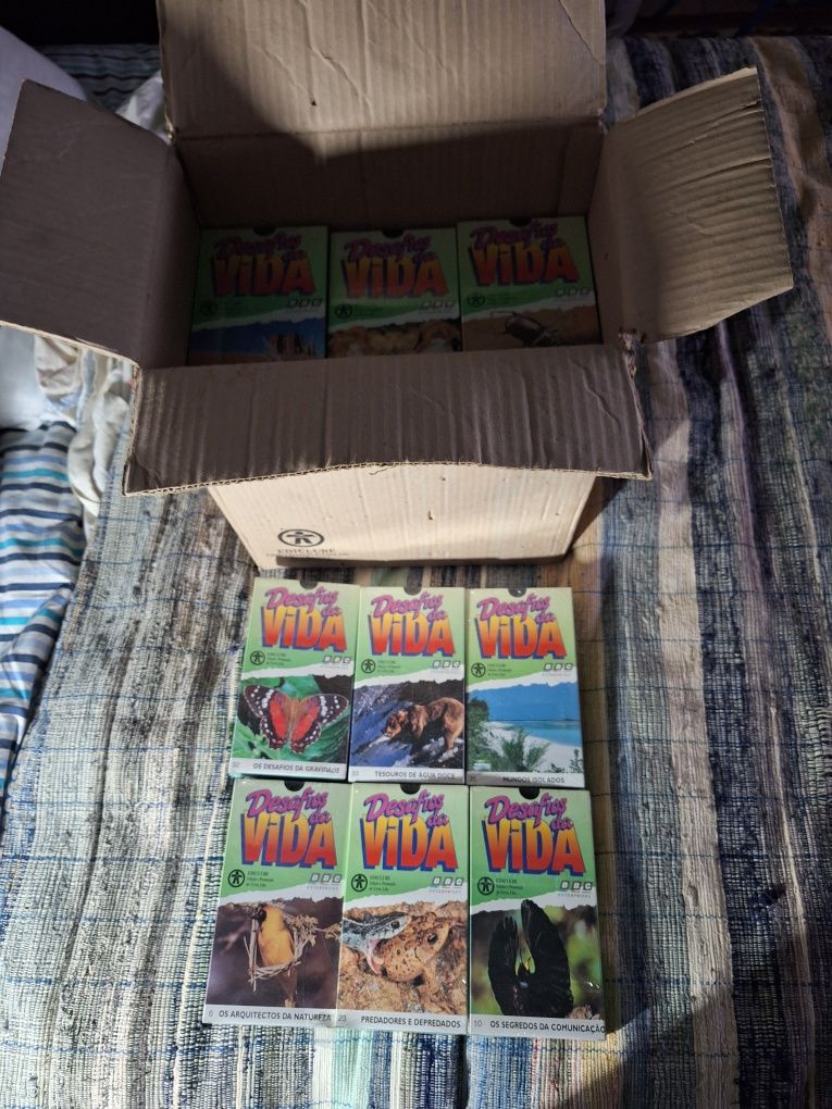 Vendo colecção 37 cassetes VHF novas com plásticos desafios da vida 12