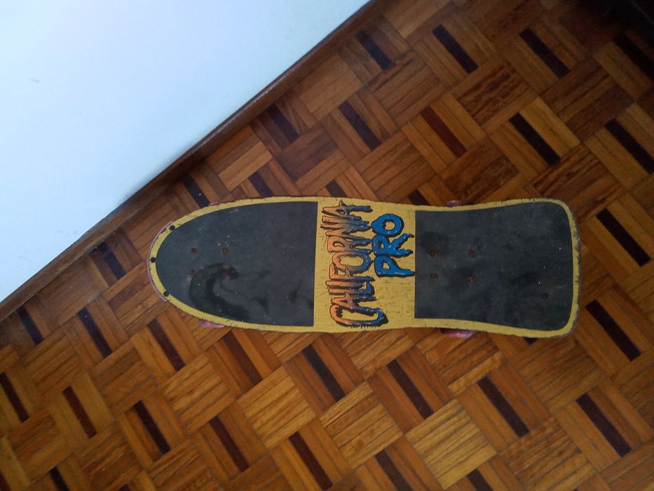 Só 90€ durante o dia de hoje - Vintage Skate Califórnia Pro 1986