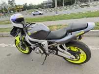 Yamaha R6 спорт стрит