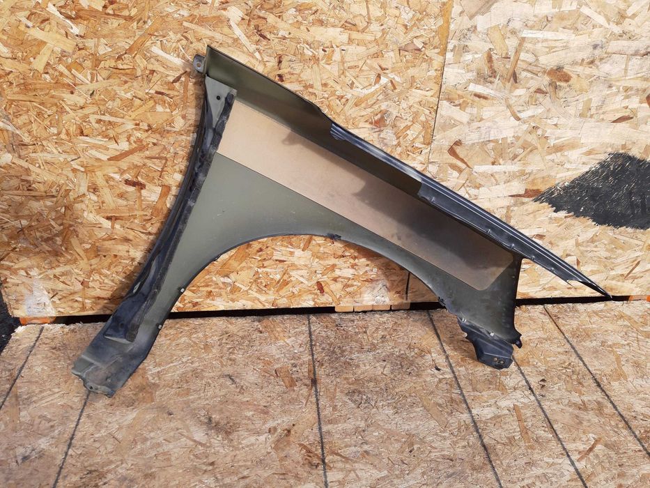 Błotnik Nissan Titan oryginał 04-15r