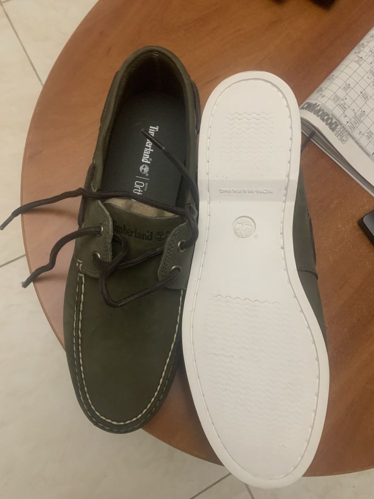 Продам нові оригінальні мокасини Timberland