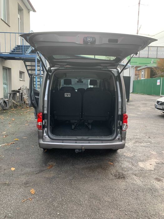 мини автобус Nissan NV200-2015р