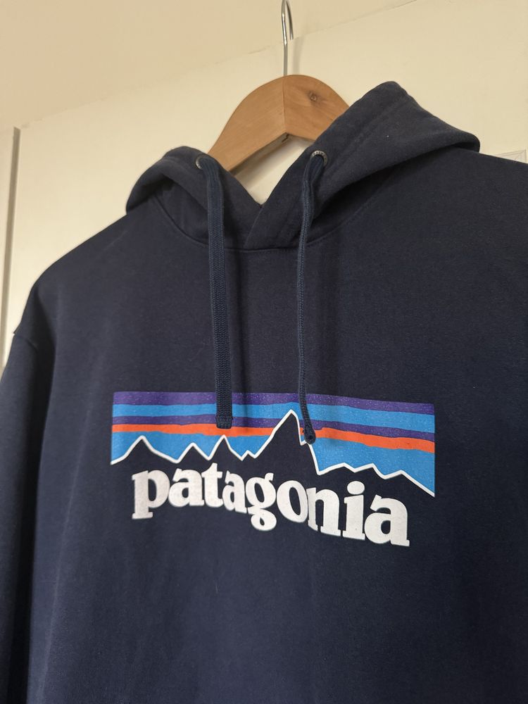 Bluza Patagonia M hoodie P-6
