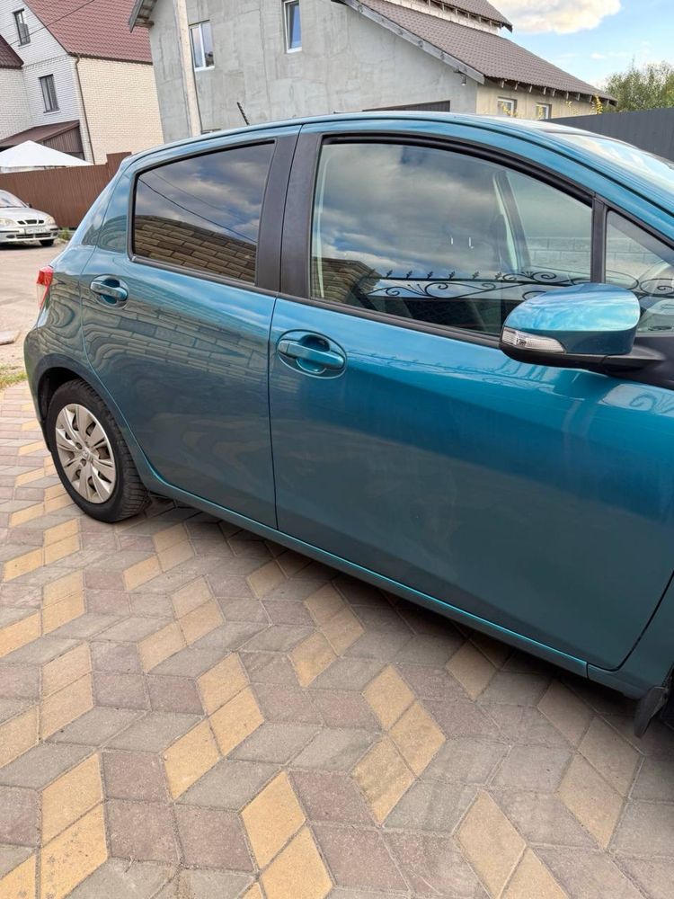Продам Toyota Yaris
