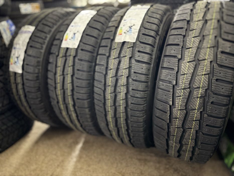 Зимові шини 235/65R16C Michelin