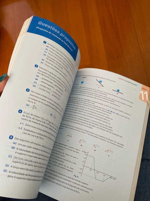 Livro Preparação para exame 11º ano Físico-Química