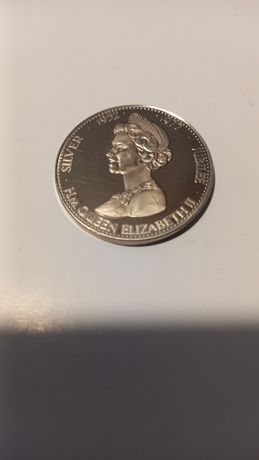 Юбилейная редкая Queen Elizabeth ll jubilee crown coin 1952-1977 silve