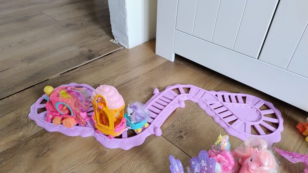 Sprzedam kolekcję koników pony