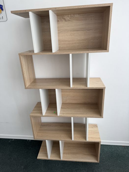 Поличка для різного застосування