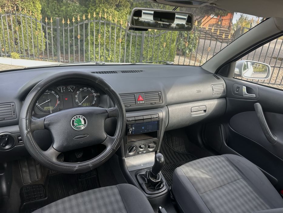 Skoda Octavia 1.6Капсула Часу В Оригінальному  СТАНІ! Стан НОВОГО АВТО