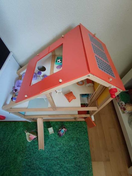 Casinha de bonecas para criança COMO NOVA