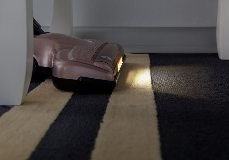 odkurzacz akumulatorowy pionowy polski firmy Eldom OB100