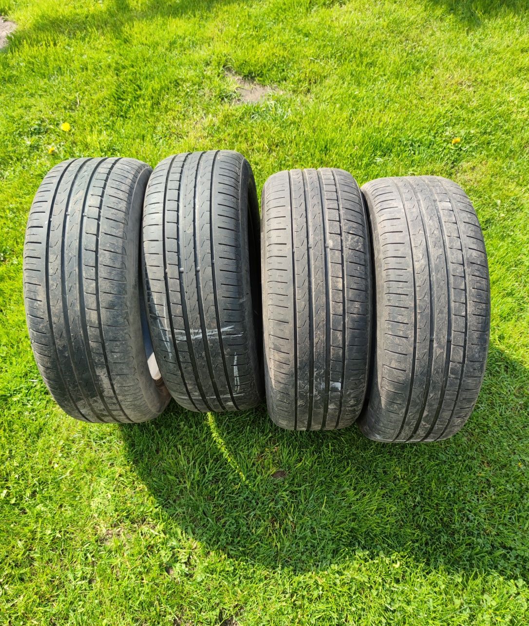 Pirelli Cinturato P7 215/55R17 za komplet