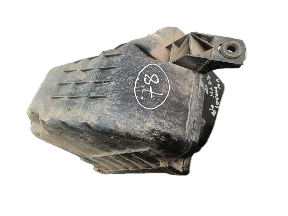 Caixa filtro ar VOLKSWAGEN Passat Variant (3B5)
