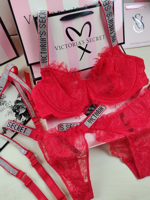 Комплект Виктория Сикрет •Victoria's Secret комплект•поясок•упаковка
