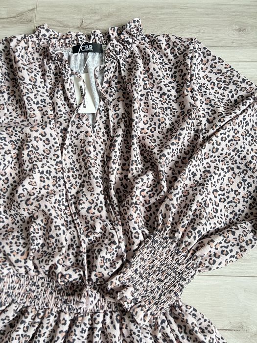 Жіноча   сукня