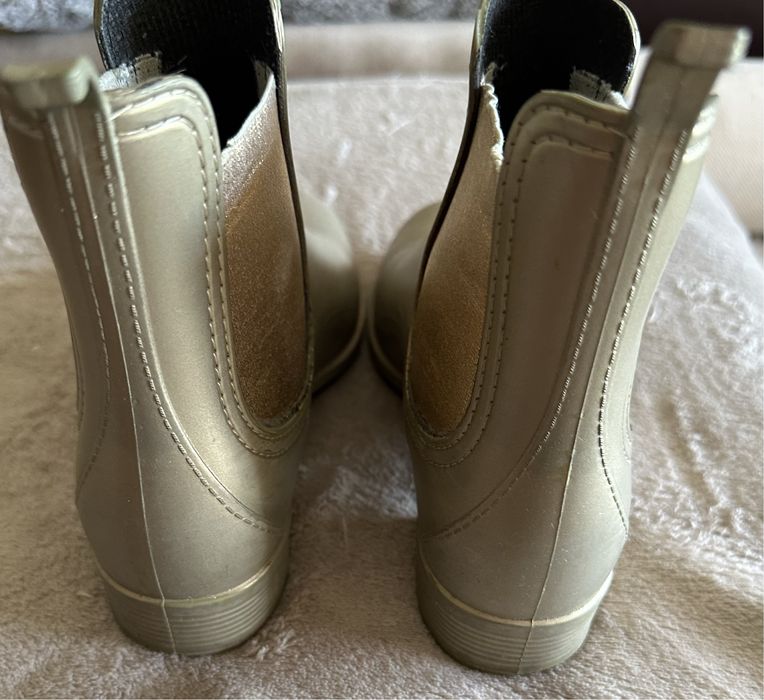 Botaa Cubanas tam 35