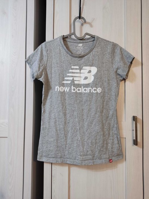 T-shirt damski r S New Balance