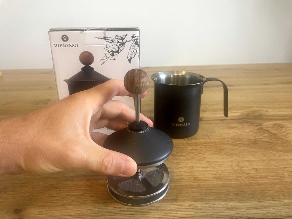 Espumador de Leite VIENESSO (para todos os fogões)