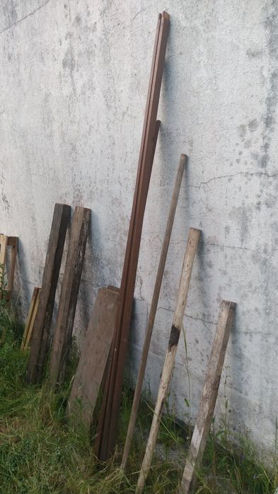 Ripas, Varão, Estacas E Pés De Madeira