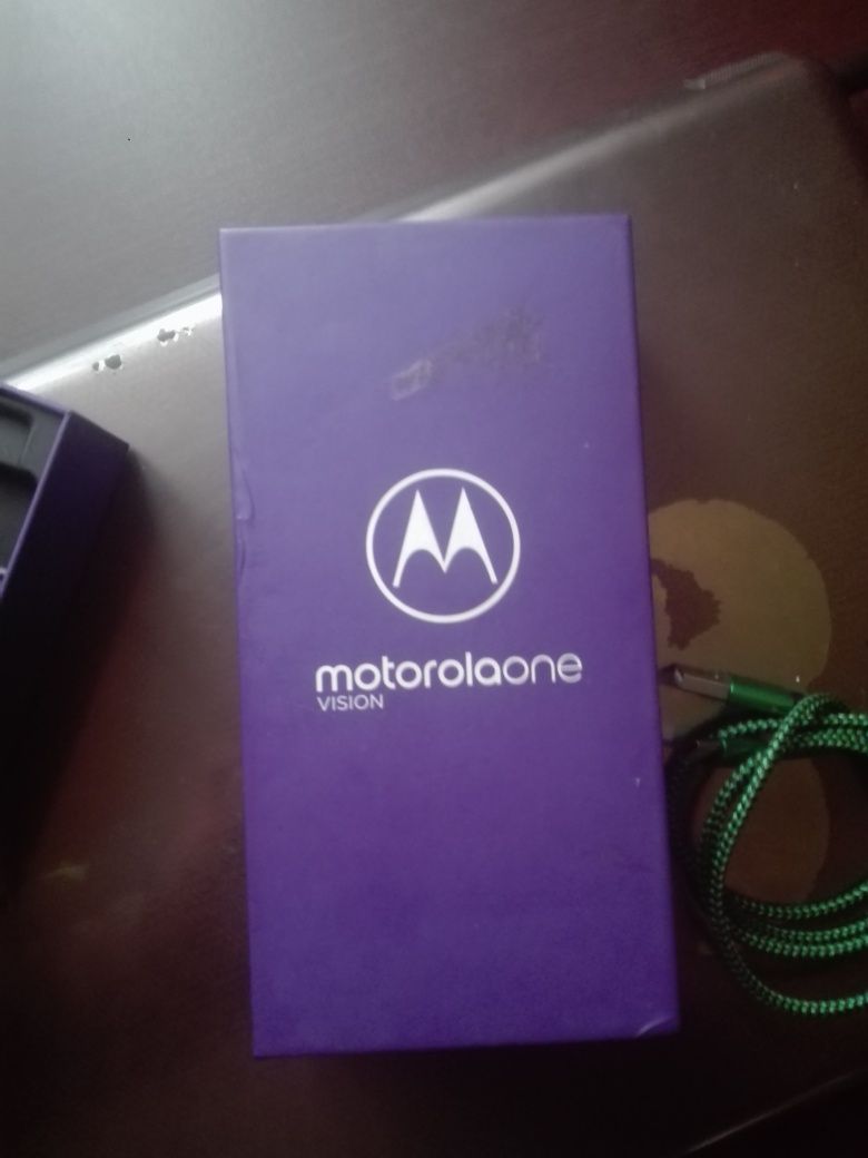 Motorola one vision