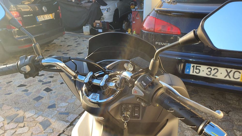 Honda PCX125 como nova.