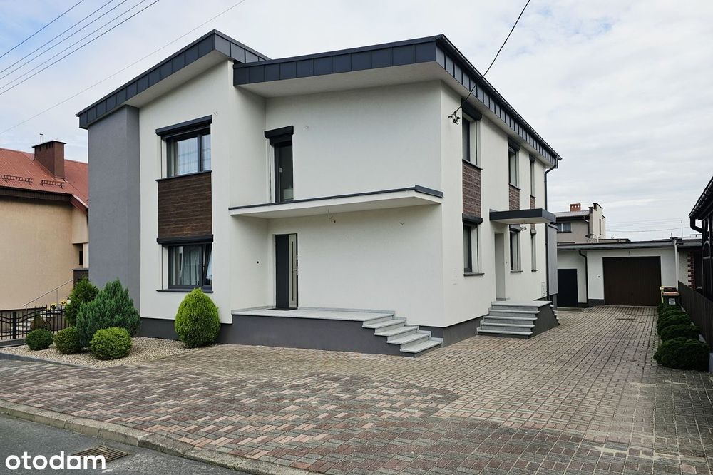 Przestronny dom po termomodernizacji z biurem/usługą