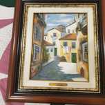 quadro pintado em tela ruela de Lisboa muito bom estado 42*36