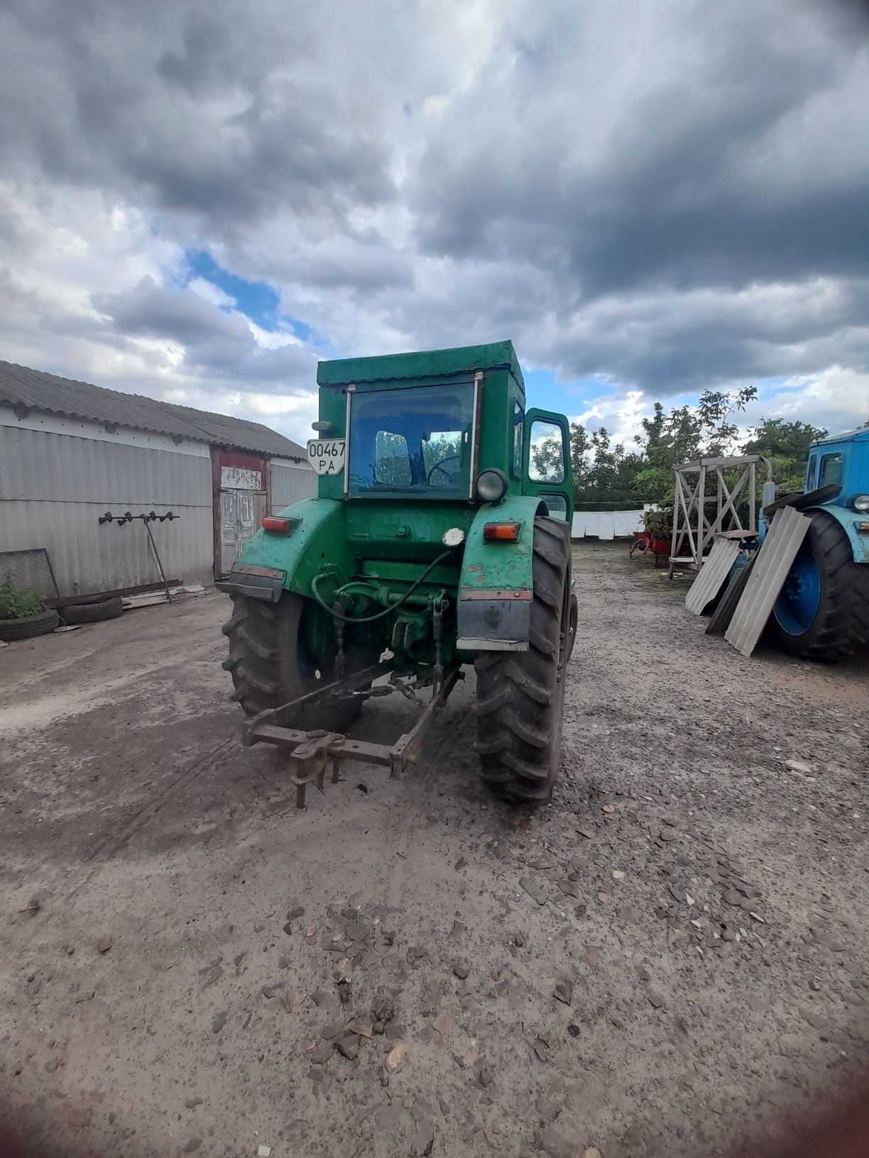 Продам трактор Т-40