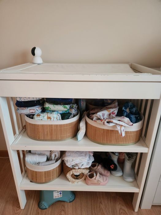 Móvel Muda-fraldas Ikea