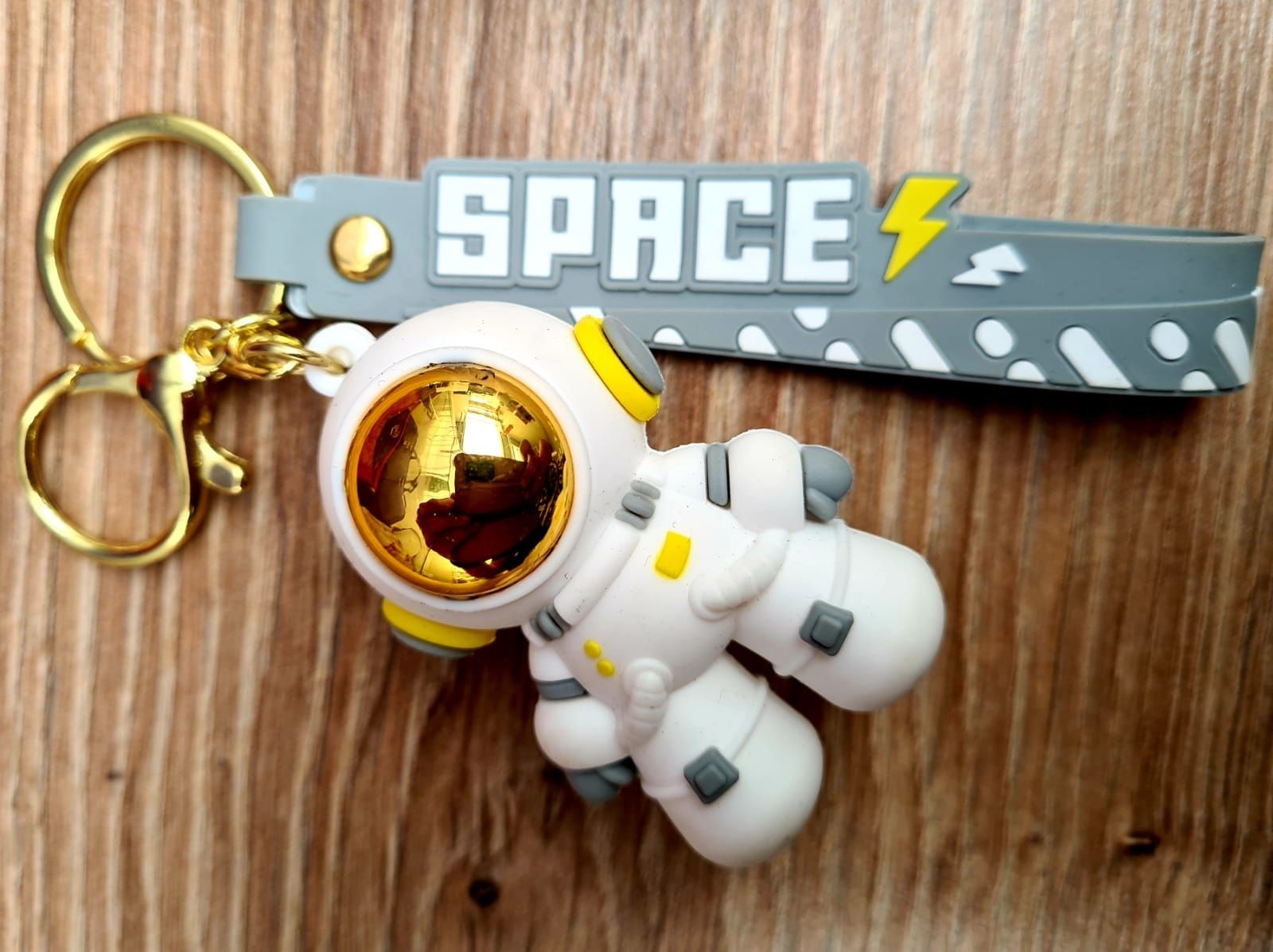 Nowy super breloczek zawieszka do kluczy Astronauta zabawki