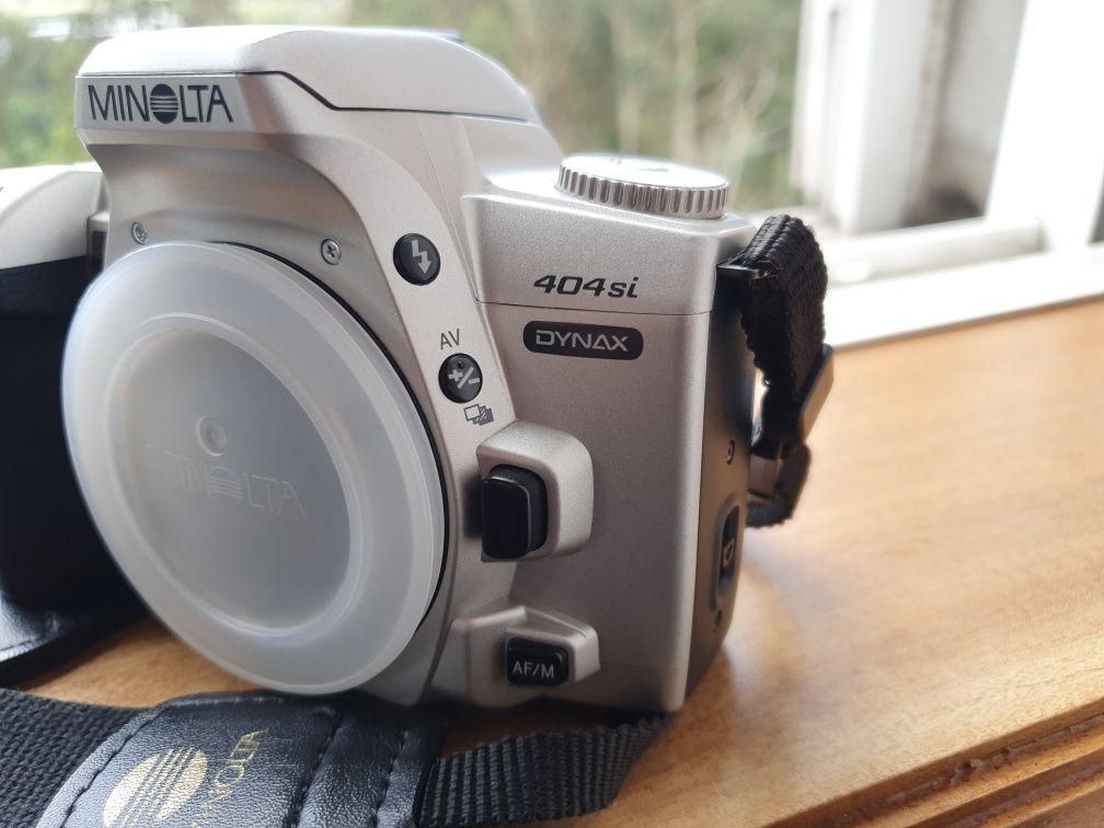 Minolta Dynax 404si