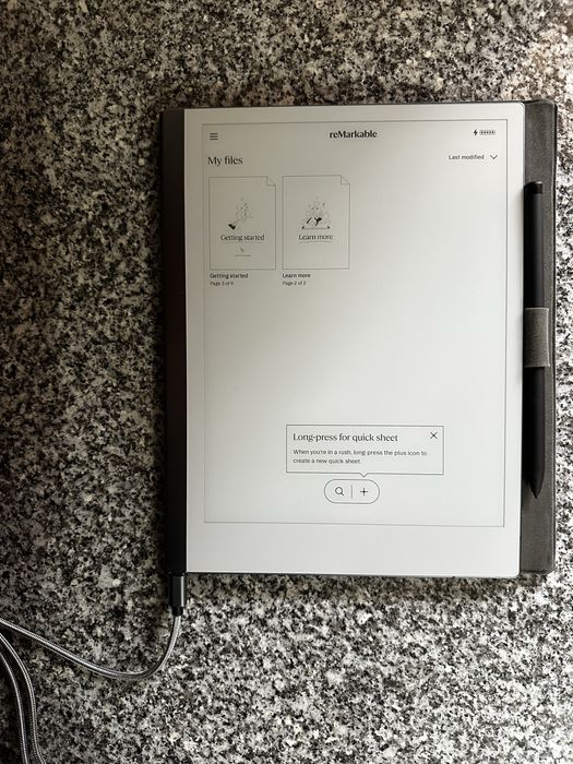Remarkable 2 com caneta