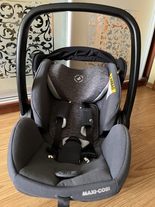 Автолюлька Maxi Cosi 0-12міс. З базою в комплекті. Isofix