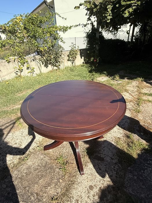 Mesa Madeira Mogno