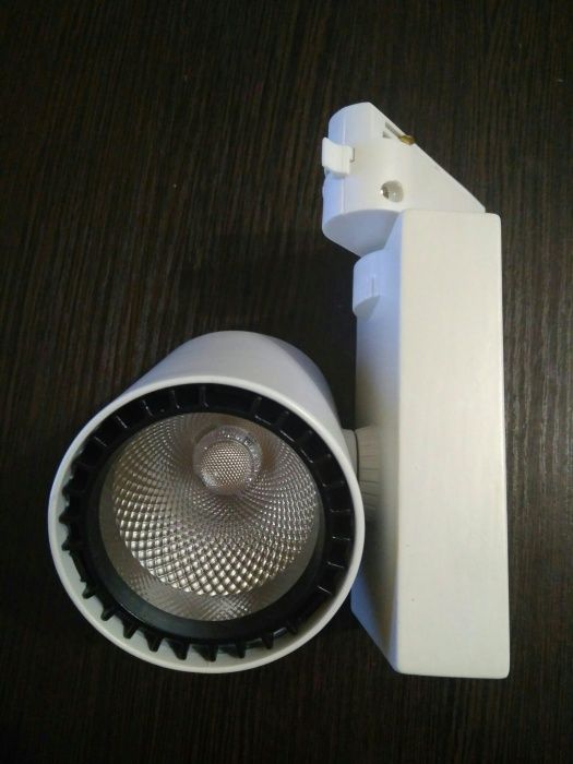 Трековый LED прожектор ELADA TRL73/18W белый