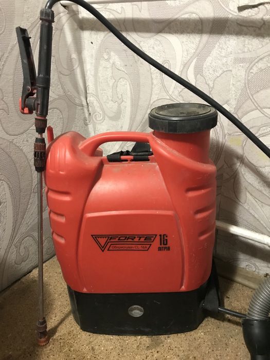 Продам обприскувач садовий