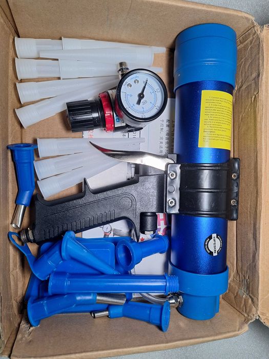 Пістолет для герметіка HIFESON під стандартні туби.Силикон