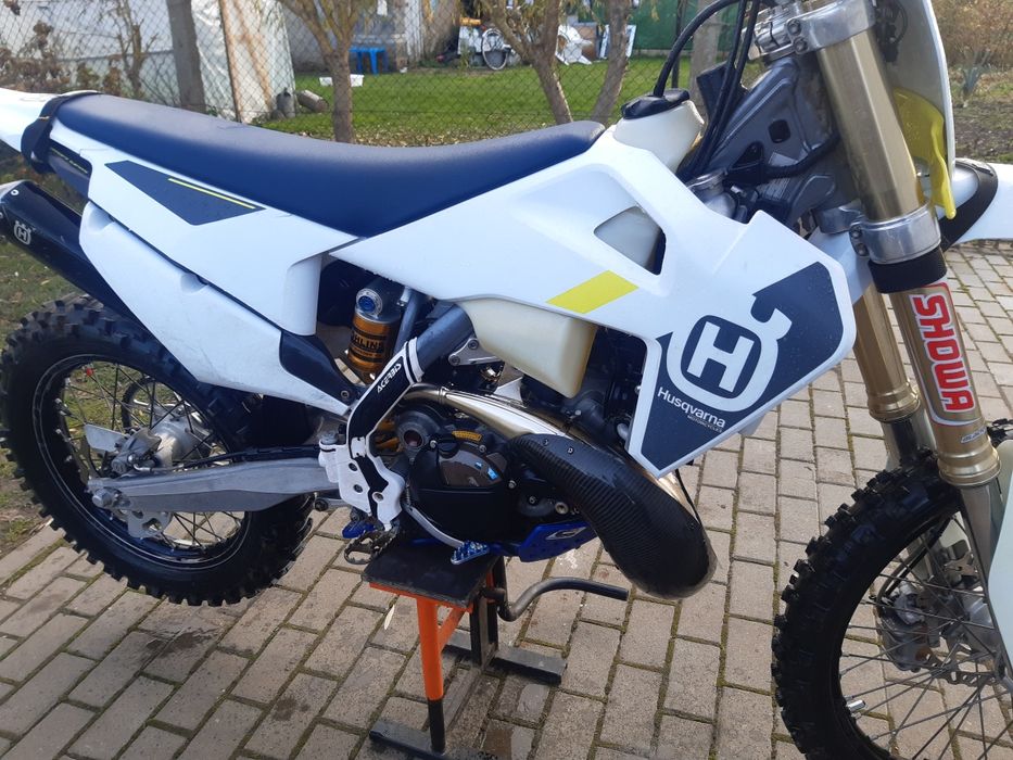 Husqvarna TE300i Ohlins Showa!!!