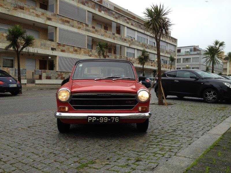 Austin 1300 GT - Um Clássico Britânico com Alma Desportiva