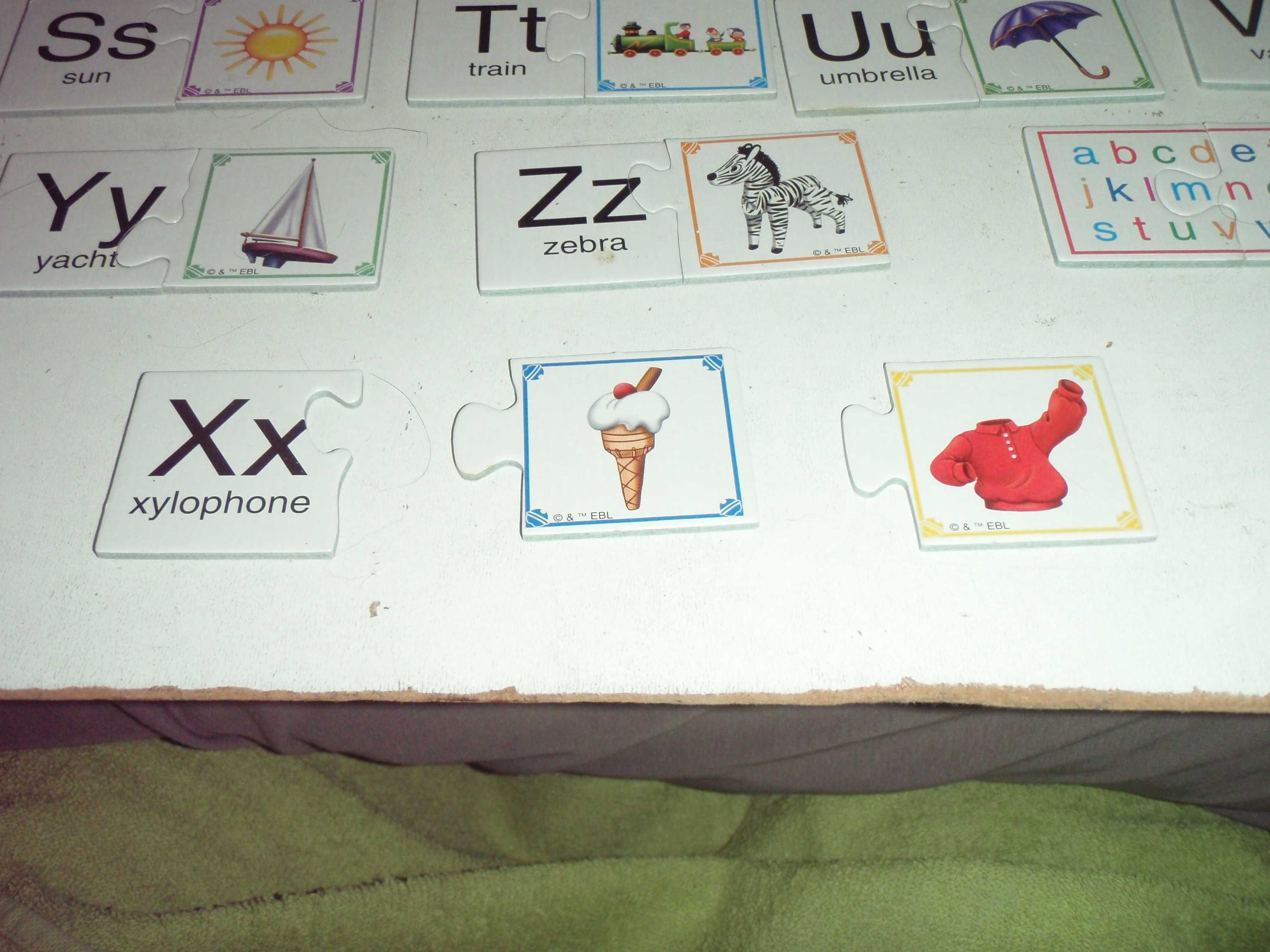 Puzzle 2-elementow ALFABET angielski  z NODDY - niespotykane