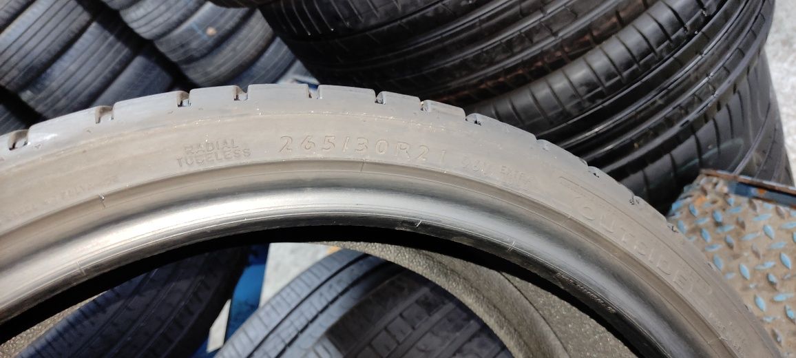 Pneus semi 265/30/21 Dunlop