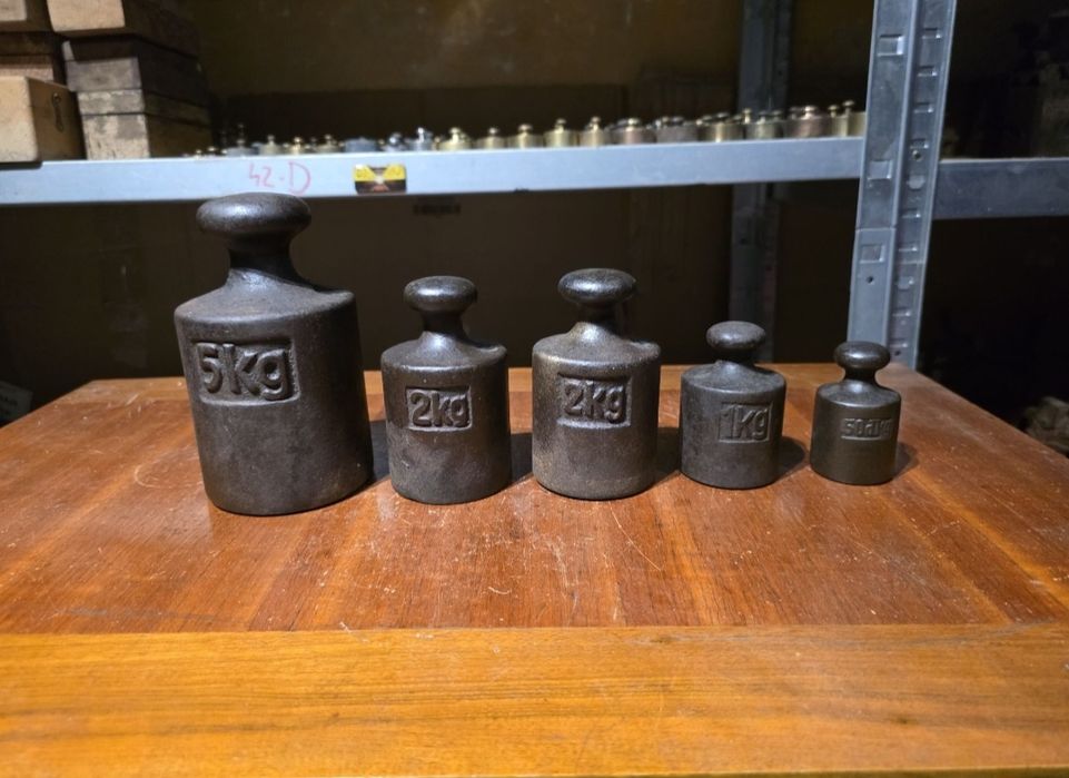 Zestaw odważników handlowych 0.5-5kg