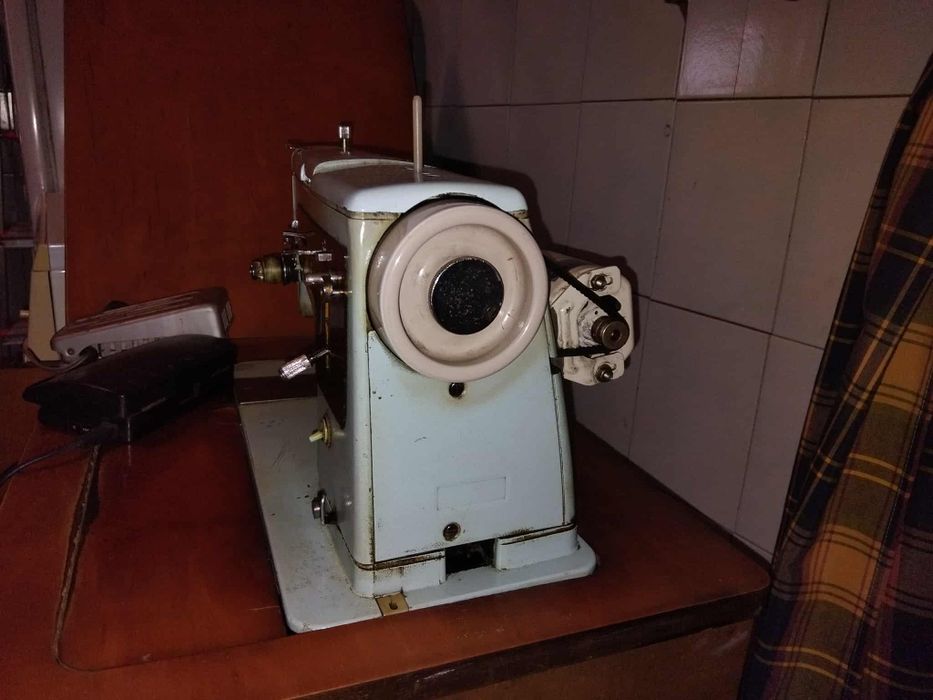 Máquina de costura